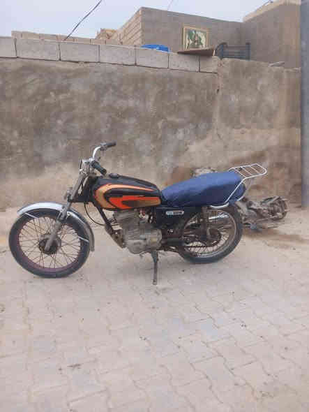 دراجه كلك مكفووله موديل ٢٠ مامفتوحه بيهه خيط بدايه ب٢٥٠ وبيهاا مجال ***********
