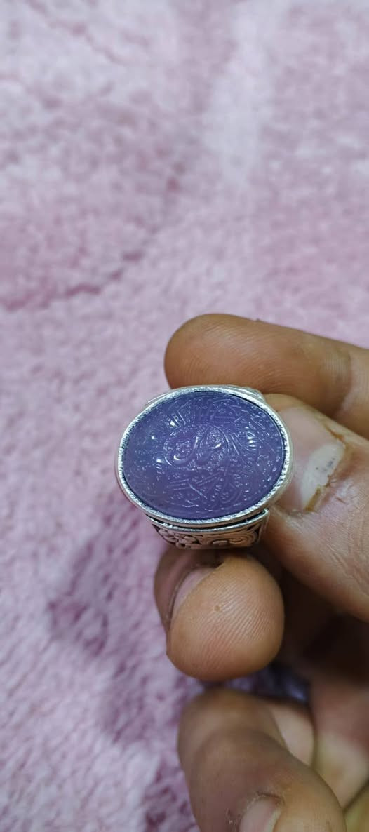 للبيع يماني للستفسار*********** الألوان بصره
