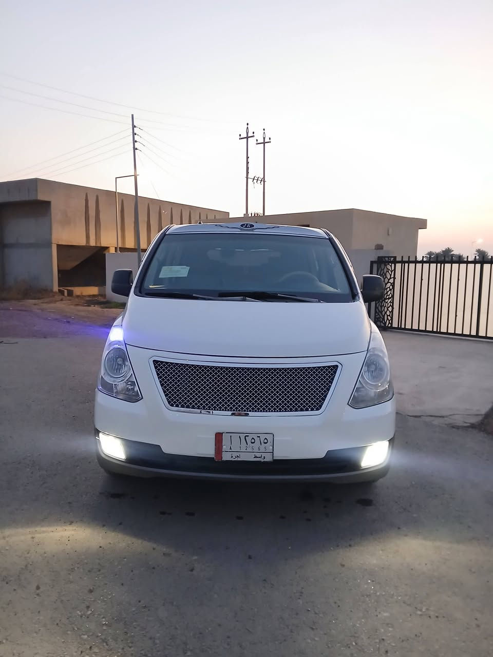 السلام وعليكم 
ستاركس مفتوح للبيع
 موديل 2015رقم واسط
 بيه صبغ مكانين كد شبرين 
 باقيي السياره مكفولة كفالة عامة
 كير محرك جديده تخم تاير حداديه
 السعر 178$
العنوان صلاح الدين قضاء بلد
 الاستفسار ***********
