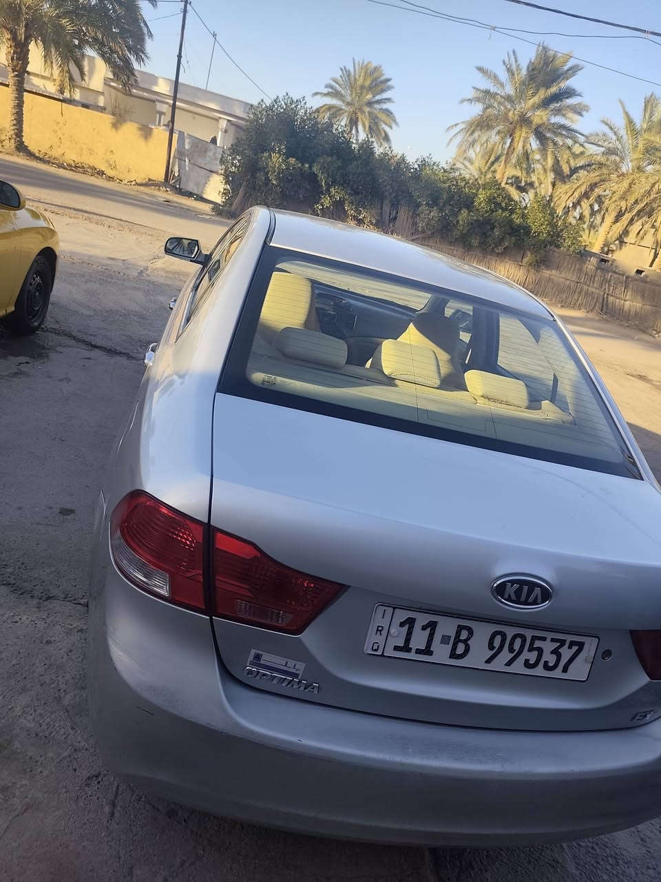 السلام عليكم
اوبتيما ٢٠٠٩ خليجي رقم بغداد تحويل ثاني يوم
مكينة 2000
كفاااااااااالة من الدعامية للدعامية 
كير مكينة دواخل كلة كفالة 
مابيها نقص برغي 
صدر جديد 
تخم تاير ٢٠٢٥
الداخل بحالة الشركة زيرووو
الارضية مغلفة جلد 
كلها بحالة الوكالة 
السعر ١٣٠ ورقة قفل 
متعجبك السوك كلشي بي استادي
مكاني بغداد بسماية 
***********
