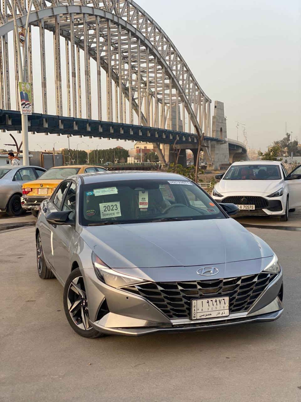 السلام عليكم 
النترا موديل 23 لون رصاصي رقم ذي قار معوقين 
حادثه تبديل جاملغ + البنيد   
مكينه 2000 دوش  وماشيه 42mi تراي زيرو شرط 
مواصفاته.
1- بصمه
2- شاشه جبيره ودشبول ديجيتال ( الكتروني ) 
3- كامره دواره
4- رادار امامي+ جانبي
5- تحكم ستيراً كاملة
6- توقف ذاتي
7- تشغيل عن بعد
8- قياده ذاتيه  
والسياره بدون اي نقص 
سعره 137 وبي مجال بسيط مكان السياره الناصرية 
للاستفسار :
***********
