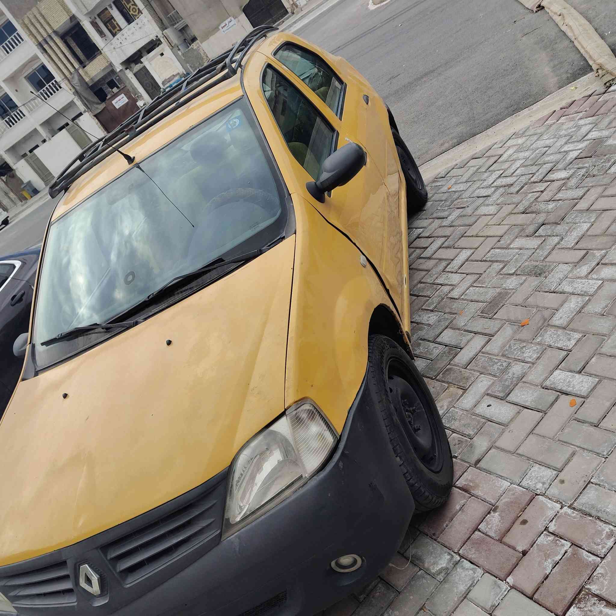 سلام عليكم مرا خصت صاحب الكروب عندي رينو موديل 2009 السياره باور كير ومكينه مكفولات الكشر  شوف العين الشراي يتصل ويدلل ***********
