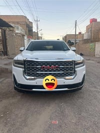 ٢٠٠٠ توربو • ٧ راكب • رادار نقطة عمياء