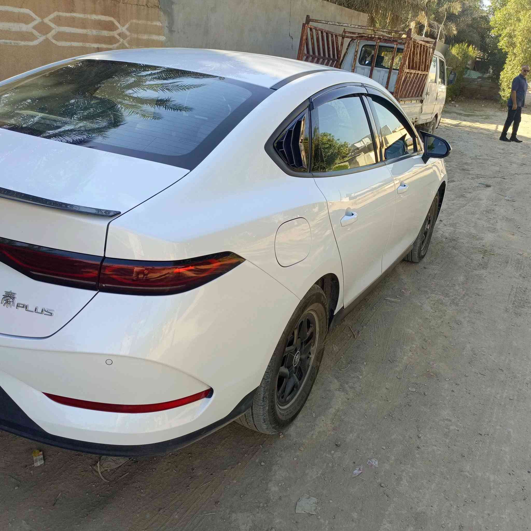 بي واي دي كن بلاس موديل 25 بغداد باسمي مكفولة ماشيه 15/الكلي المواصفات معروفه داخل زيتوني العنوان بغداد السعر 18/600 وبيها مجال بسيط رقم الهاتف ***********/بي واتساب
