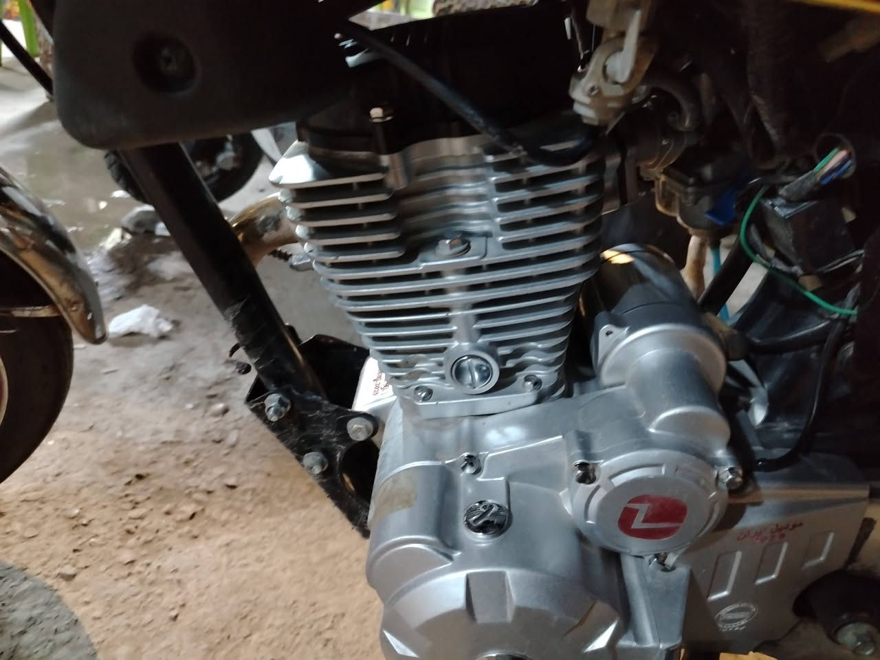 سلام عليكم  دراجه سونك ايراي  2025 كفاله عامة  للبيع العنوان بغداد  الحسينيه مال   الاستفسار  ***********
