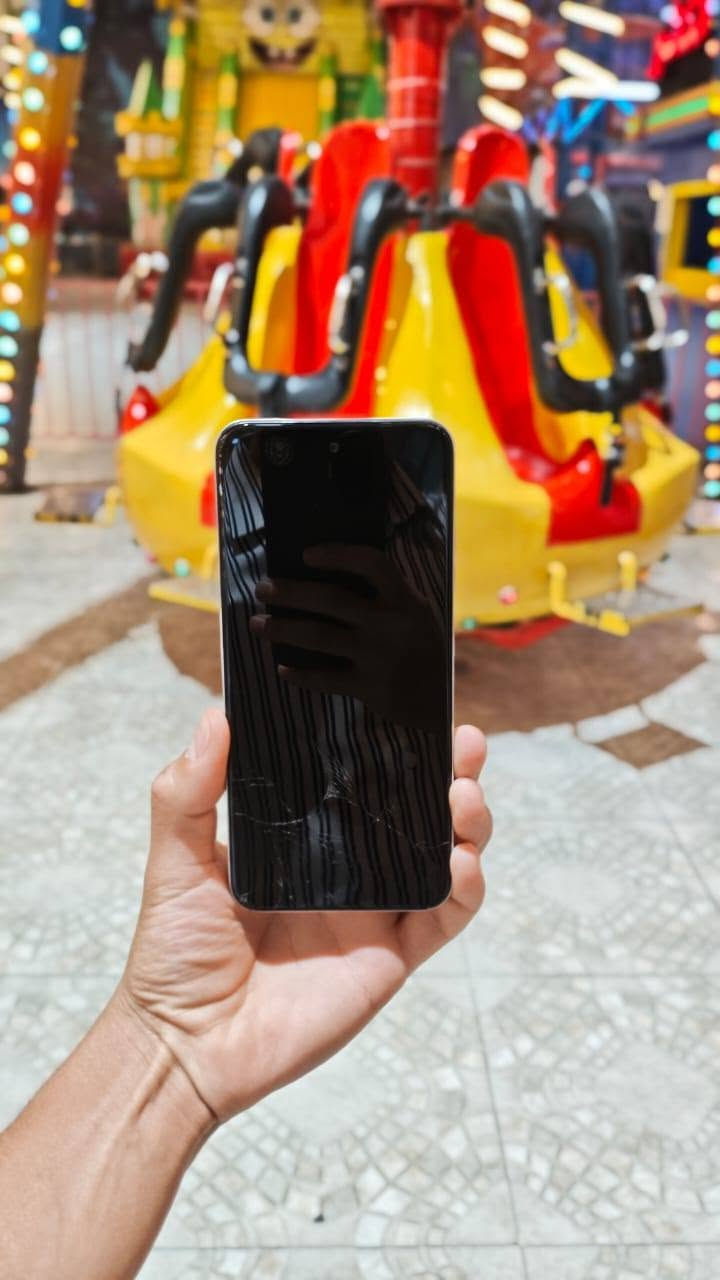 📱 للبيع Tecno Spark Go 1
🔹 الموديل: Tecno Spark Go 1

🔹 اللون: أبيض

🔹 الشاشة: 6.67 إنج HD+ بمعدل تحديث 120Hz

🔹 المعالج: Unisoc T615

🔹 الذاكرة: (64.   + رام 3+3 )

🔹 الكاميرا الخلفية: 13 ميغابكسل

🔹 الكاميرا الأمامية: 8 ميغابكسل

🔹 البطارية: 5000mAh تدوم ليوم كامل

🔹 الشحن: سريع 15W بمنفذ Type-C

🔹 الأمان: بصمة جانبية + فتح القفل بالوجه

🔹 الصوت: سماعات ستيريو مزدوجة

🔹 النظام: Android 14 Go Edition

🔹 الحالة: نظيف جداً وخالي من المشاكل 

ملاحضه بيه فطور (كسر) بسيط بالجام فقط وما مأثر لا على اللمس ولا على الاستخدام. جام مو شاشه ويتبدل 7

📦 محتويات الجهاز: ( وياه كارتون وكفر )

💰 السعر: (100) الجديد ب 160هس 

📞 للتواصل: خاص 

✨ جهاز اقتصادي ممتاز للاستخدام اليومي، بطارية قوية وشاشة سلسة 120Hz، مناسب للدراسة والتواصل والألعاب الخفيفة.


**إذا كنت صاحب هذا الإعلان وتريد حذفه لأي سبب، رجاءا أرسل رسالة إلى الدعم الفني**