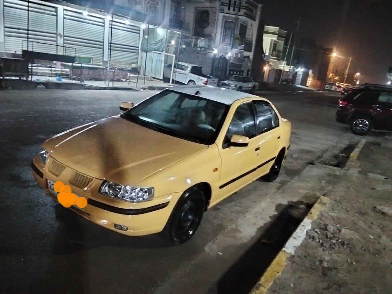 السلام وعليكم سمند ٢٠١١ رقم نكليزي مميز  مصفره هيئه وغرامات  سنويه ل٣٠ راعيها موجود مداور  مكينه وكير خير من الله تبريد شغال حداديه نضيفه  هذه رقمي ***********
