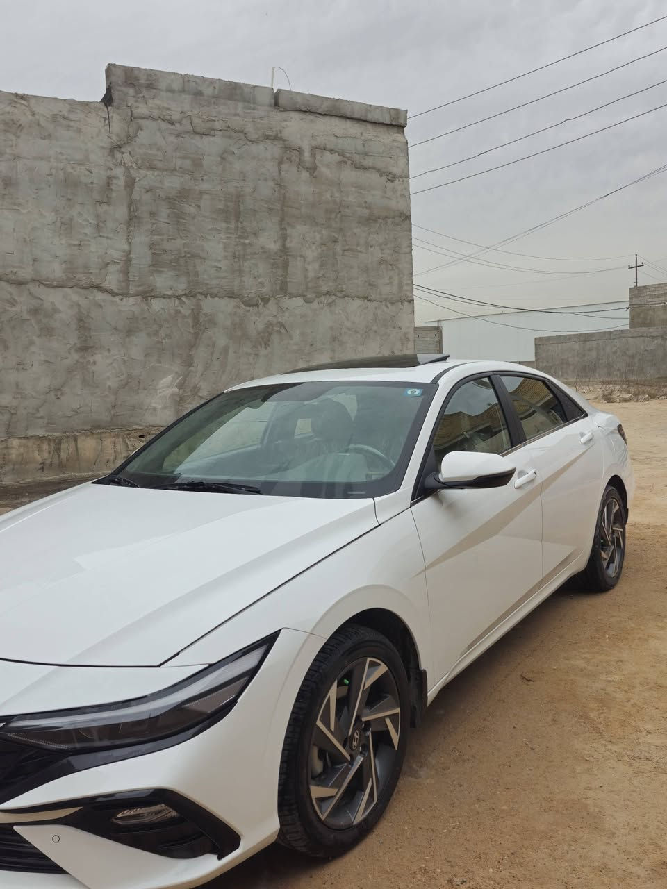 السلام عليكم النترا ٢٠٢٤ مكينه ٢٠٠٠ فول مواصفات خليجي ماشيه ٥٢ألف رقم بغداد الجديد مال اقصاد راعيهه ما يسدد ابيع كوم حديد السعر ١٢٥ وبيهه مجال للاتصال ***********
