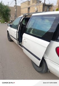 دوج كرفان 2007 مكينه 6 سلندر 3300 السياره جاهزه  كير مكينه تبريد حدادي...