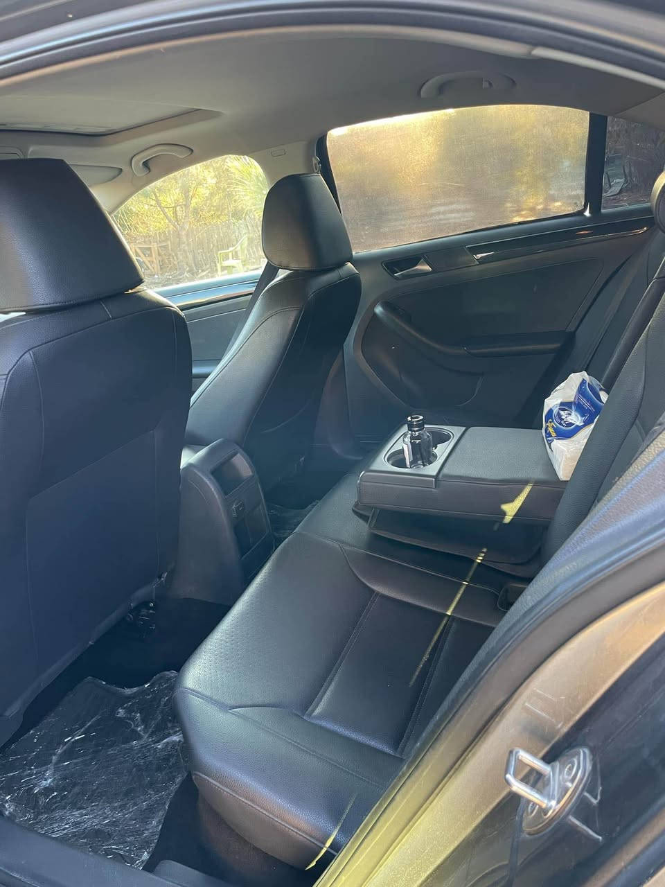 ڤۆلگس واگن چيتـە…
مۆدێل_٢٠١٦
مەکينە ١٨ توربۆ
ڕەنگ__نەفتی
مواسـەفات کەنەدی sel
گێر و مەکينە و تەبريد و رادێتەو بەوابەی بە شەرت هەموو بيلاديە
 بێ ژوورێ بێ ئێرباک
پشت و پێش کەپس

سێرڤیسی کاملی لۆ کراییە فول فول ٤ پارچە هەیه

تحديد سرعە
کوشن جلد
کوشن هيتەر گەرمی
بەسمە
زۆر مواسەفاتی تر
شوێن هەولێر

*********** أربيل, العراق
