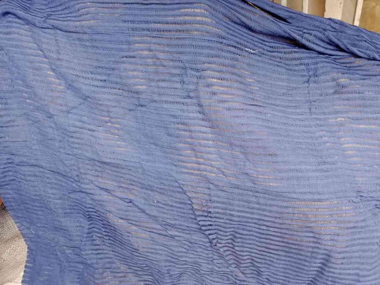 شالات نسائيه وعطر وصافورات جمله بأسعار رخيصه جداً العنوان الشرطه الخامسه رقم الهاتف ***********
