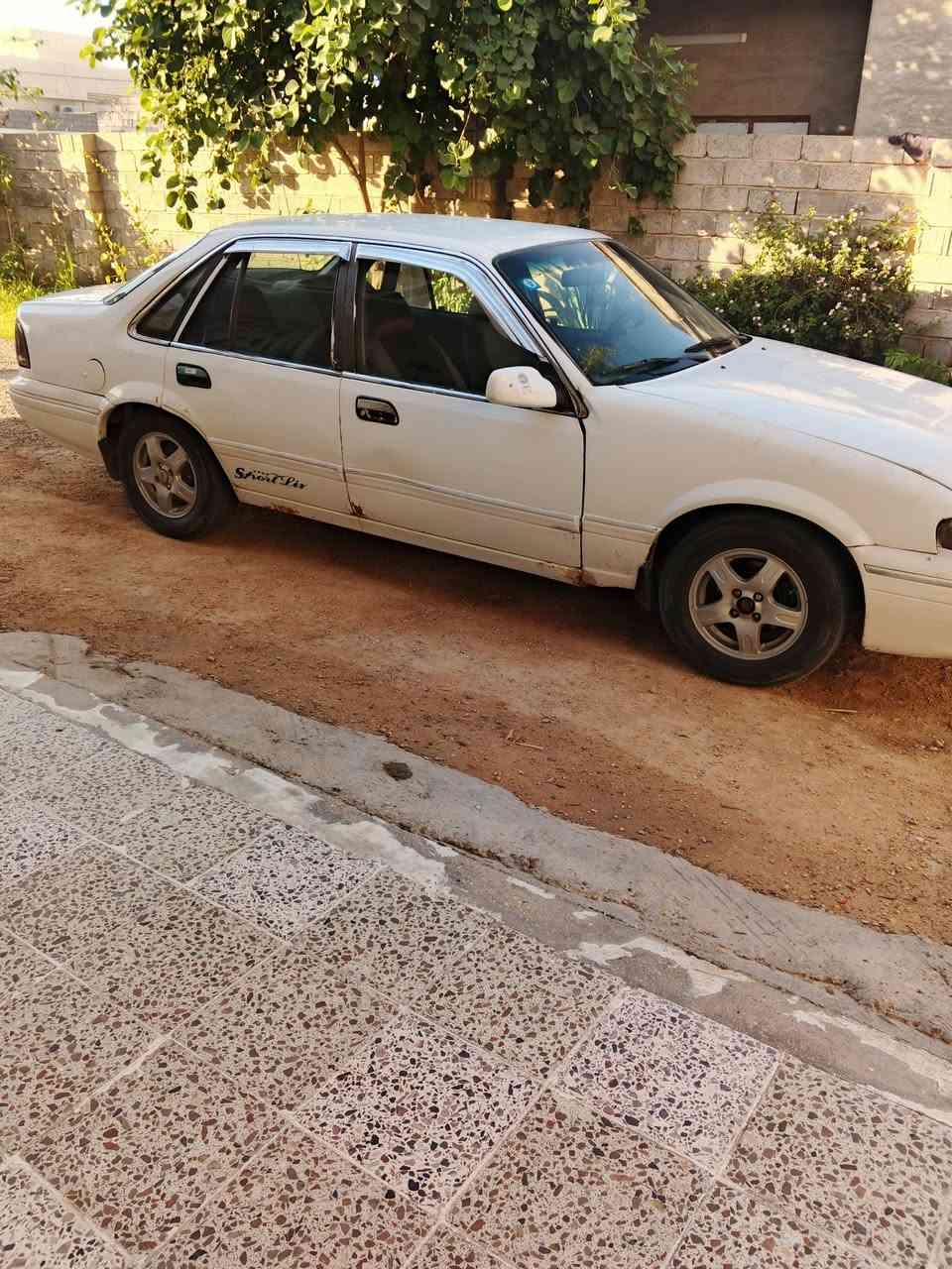 فراشه موديل 96رقم بغداد دولي محرك كير زينات تبريد شغال سنتر لوك تخم تاير كهربائيات كله شغاله غرفته حلوه بيه خويس شويه بالباب فقط السعر 28 وبيه مجال قليل مكان السياره الفلوجه الكرمه ‏‪***********‬‏اتصل ***********

