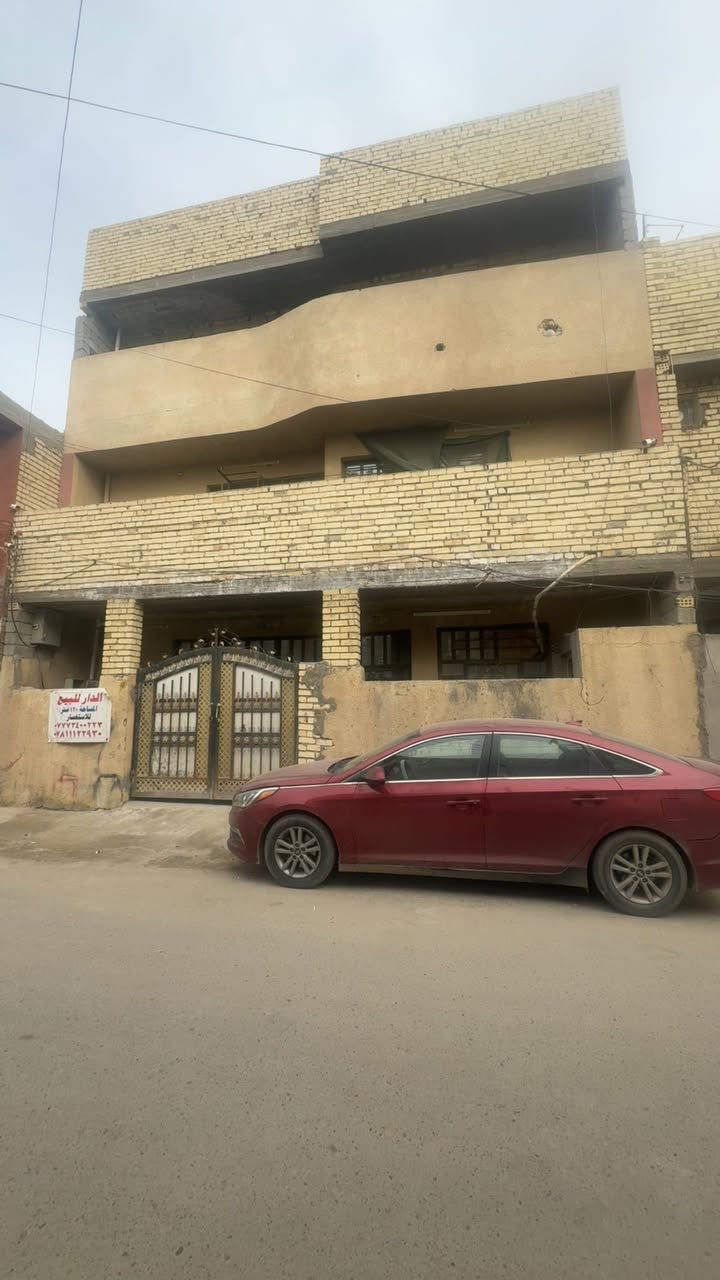 بيت مساحة 120 متر بشهداء البياع للبيع بناء 3 طوابق حديث شارع مبلط خدمات كاملة زراعي سند 25 من راعية الاصلي ماخذي للاستفسار ع هذا الرقم ***********
