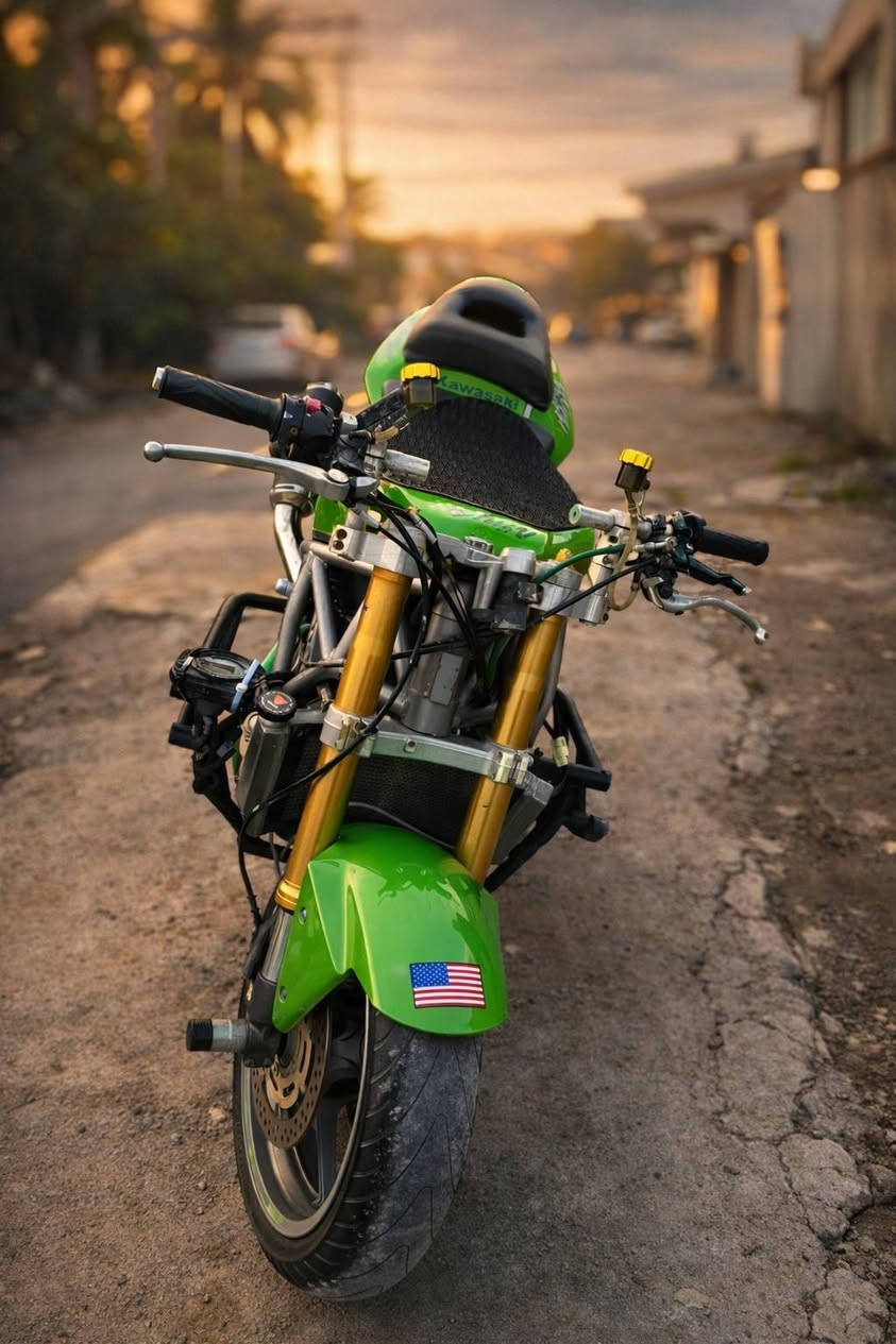 سلام عليكم للبيع دراجة كاوسكي Kawasaki 636 موديل 2004 بحالة جيدة 👍
الدراجة شغالة
المكينة ما مفتوحة أبداً
بيها صوت خفيف
عقل مبرمج
مركب عليها ويالة  2016
فجوج برمبو
صالنصة جديدة
زوج تايرات جديدة
مكاني: بغداد
السعر: 16 وبيها مجال للجادين فقط
اللي ناوي يتصل مباشرة أو واتساب:
📞 ***********
رجاءً اللي مو شراي لا يتفلسف بالتعليقات ولا يضيع وقتنا.
