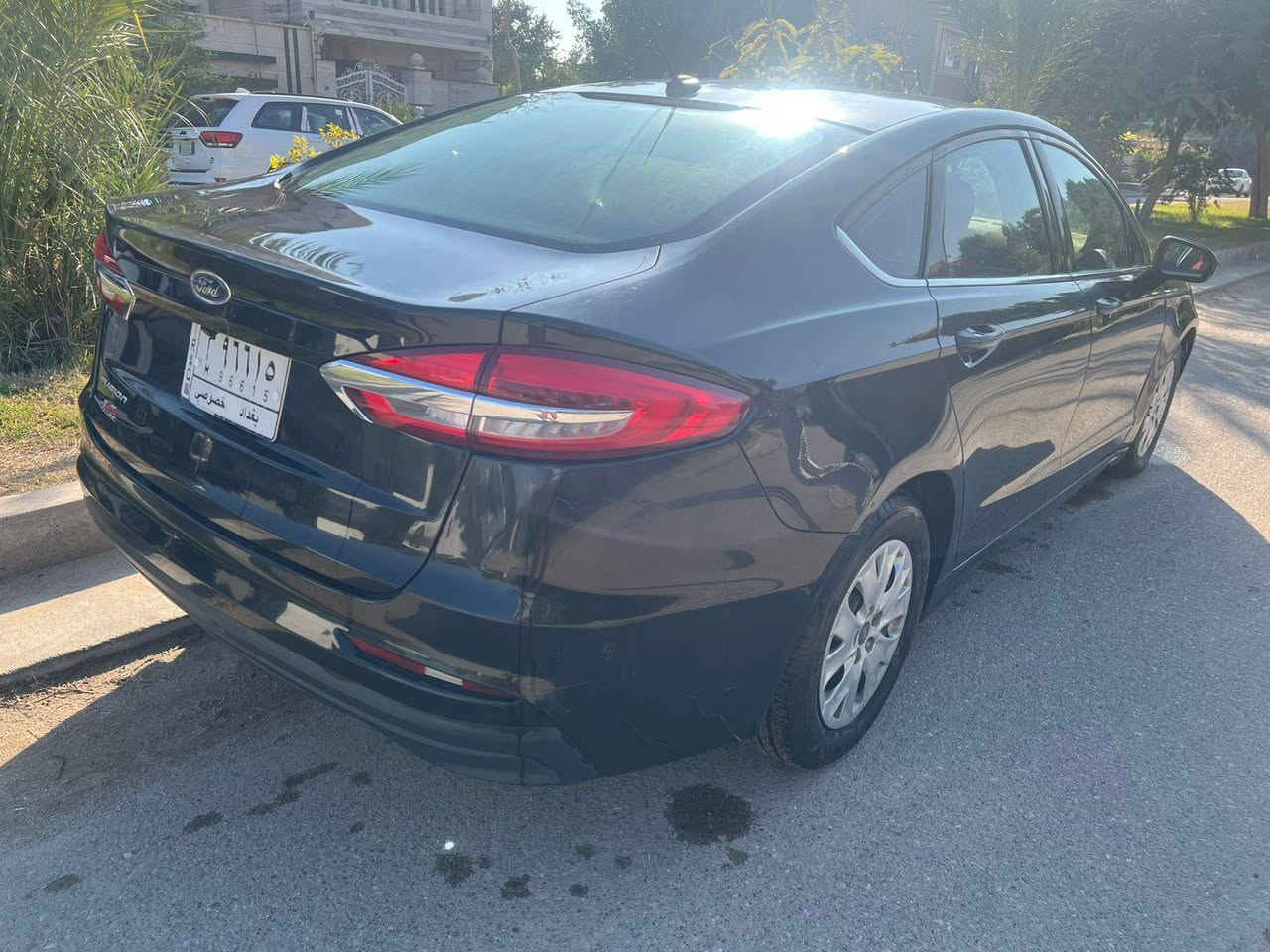 فورد فيوجن 2019 وارد امريكي ضررها كلش حلو بنيد فقط بدون اي دواخل... وهنا بالعراق صار بيها صبغ باب وجاملغ اثر شخط فقط...بدون معجون..بدون دواخل... السيارة بحالة ممتازة...كير ومحرك جيد جدا 2500 المرغوب
دوشمة وتخم تاير جديد وصدر امامي خلفي جديد وبالخير عالياخذها ..بيع او مراوس مكان السيارة بغداد حي القادسية السعر 105 قفل... قفل... رجاءا لان متوازي ابيع بهجي سعر...   وحلال المسلم غالي وتعبان بيه. 
الاتصال على الرقم ***********
