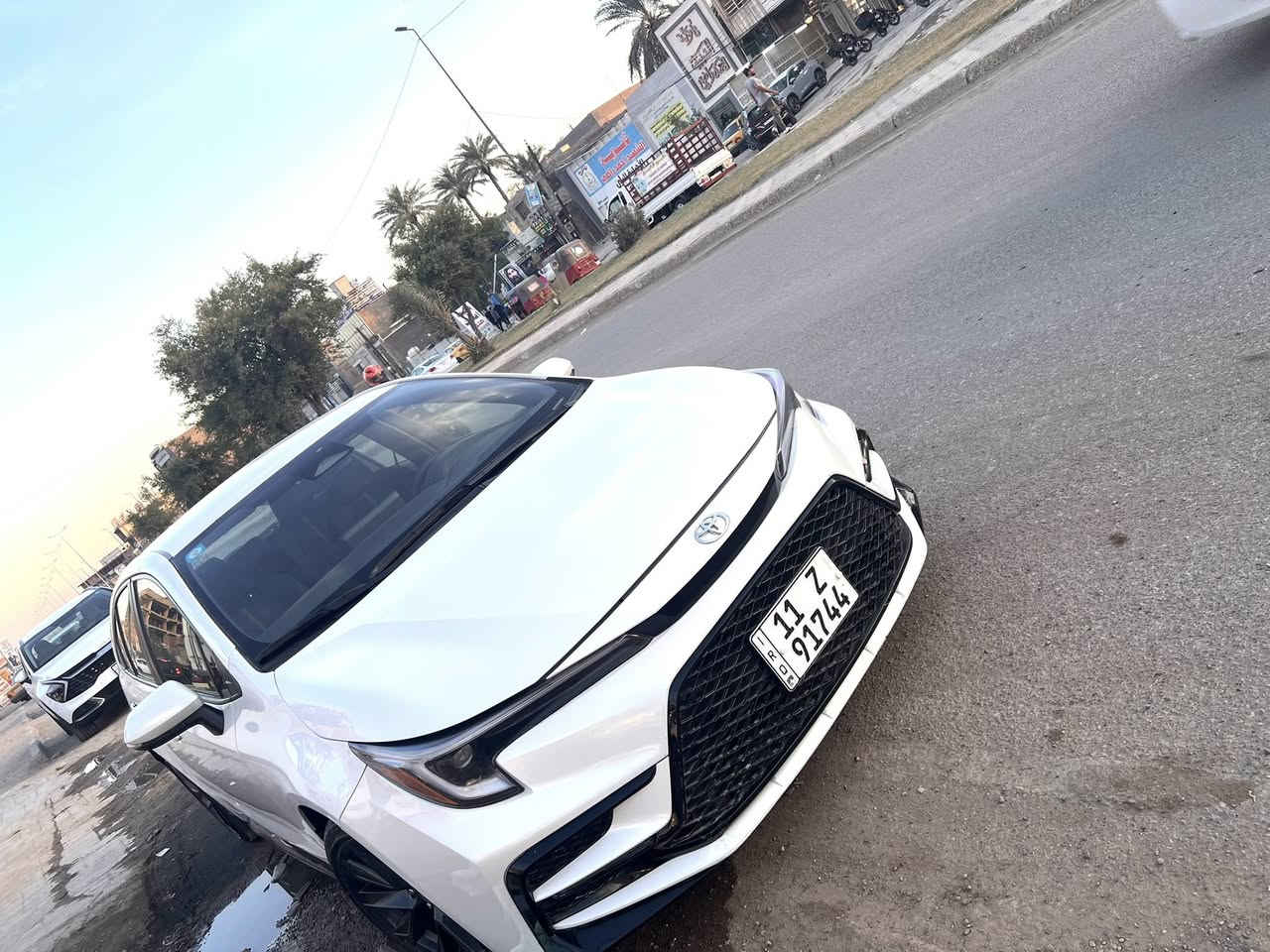 كورلا وارد امريكي SE 
موديل ٢٠٢٣ 
تقرير غرق كله مبدل كهربائيات وضفاير السياره 
الون صدفي 
محرك ٢٠٠٠ 
ماشيه ١٥ الف 
السعر ١٦٠ وبيهه مجال 
بيهه نص الباب صبغ اثر طخه بشحن 
بدون ايرباك السياره 
العنوان بغداد البلديات 
***********
بدون مراوس فقط بيع مكلف بلنشر
