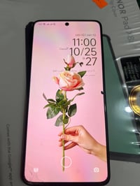 بوكو اكس ٦ برو • ٥١٢ • حي اور