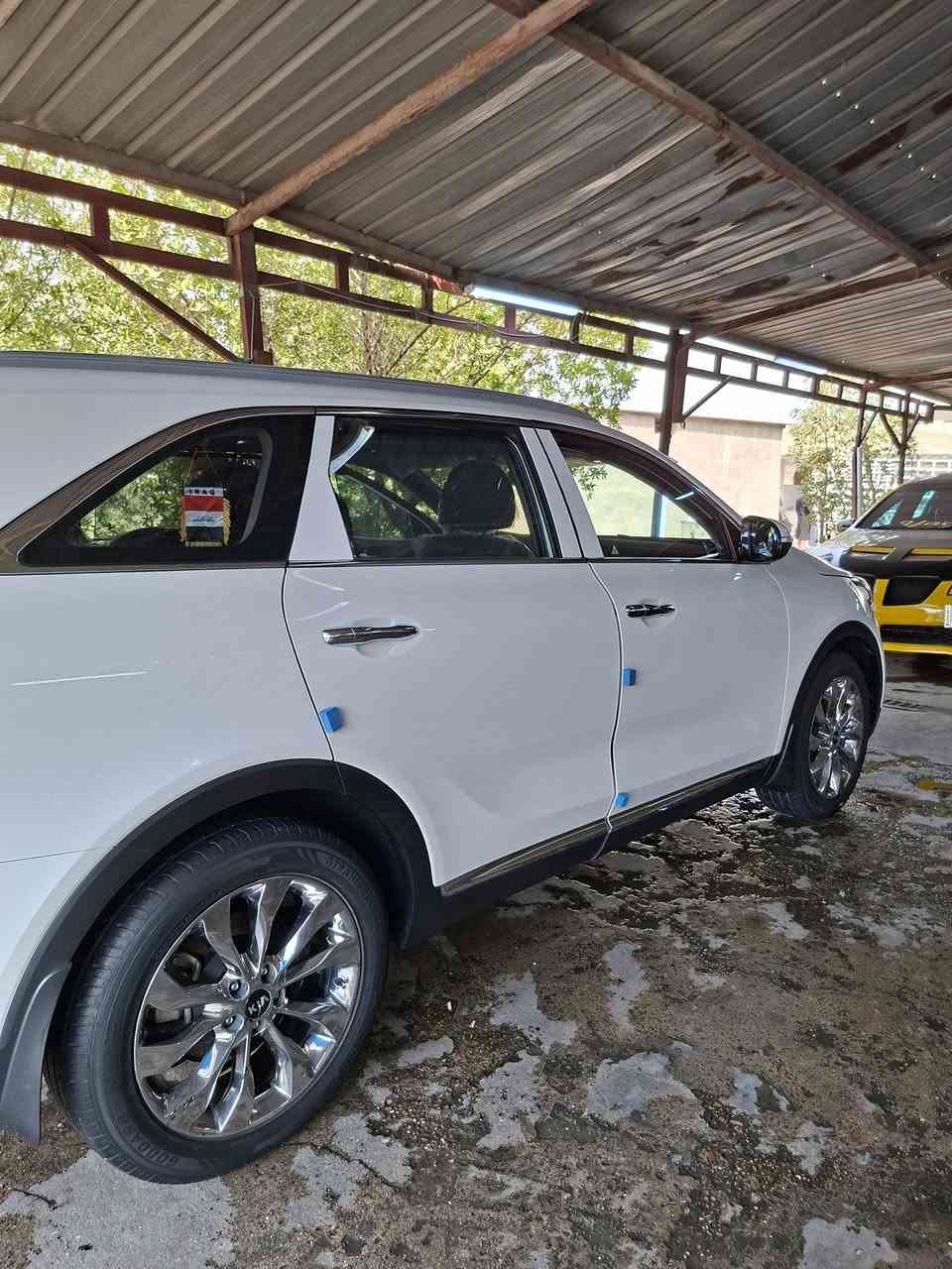 السلام عليكم سورنتو موديل ١٨ ماشي ١٠٨ الف سيارة جديدة كلش سبير منازل العنوان بغداد البياع سعر ٢٦٠ وبيها مجال قليل كلش ***********
