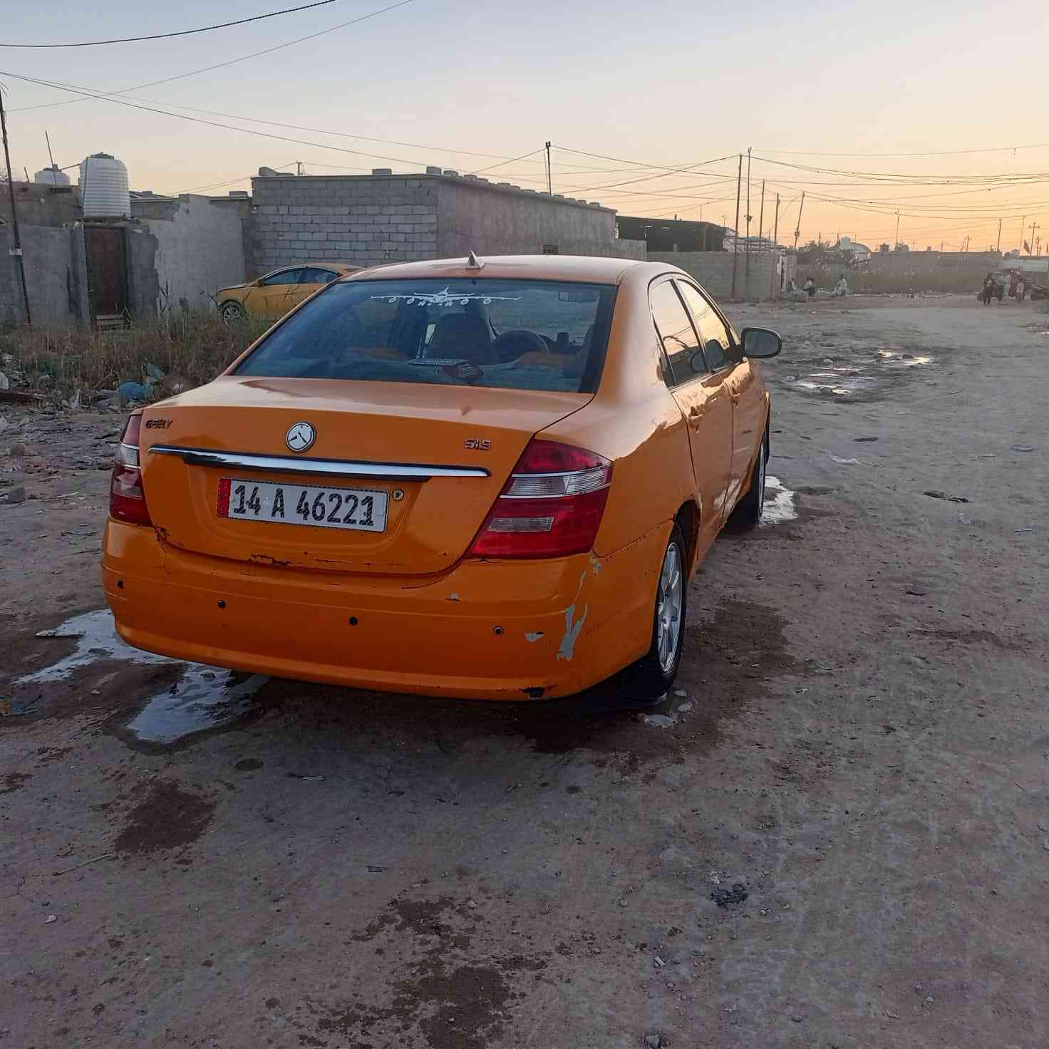 سلام عليكم سياره جلي موبل رقم دولي مديل 13مكينه وكير بيكاجو تحويل ثاني يوم هيه وغرامات مصفره السعر 38مكاني ناصريه مركز رقم الهاتف ***********
