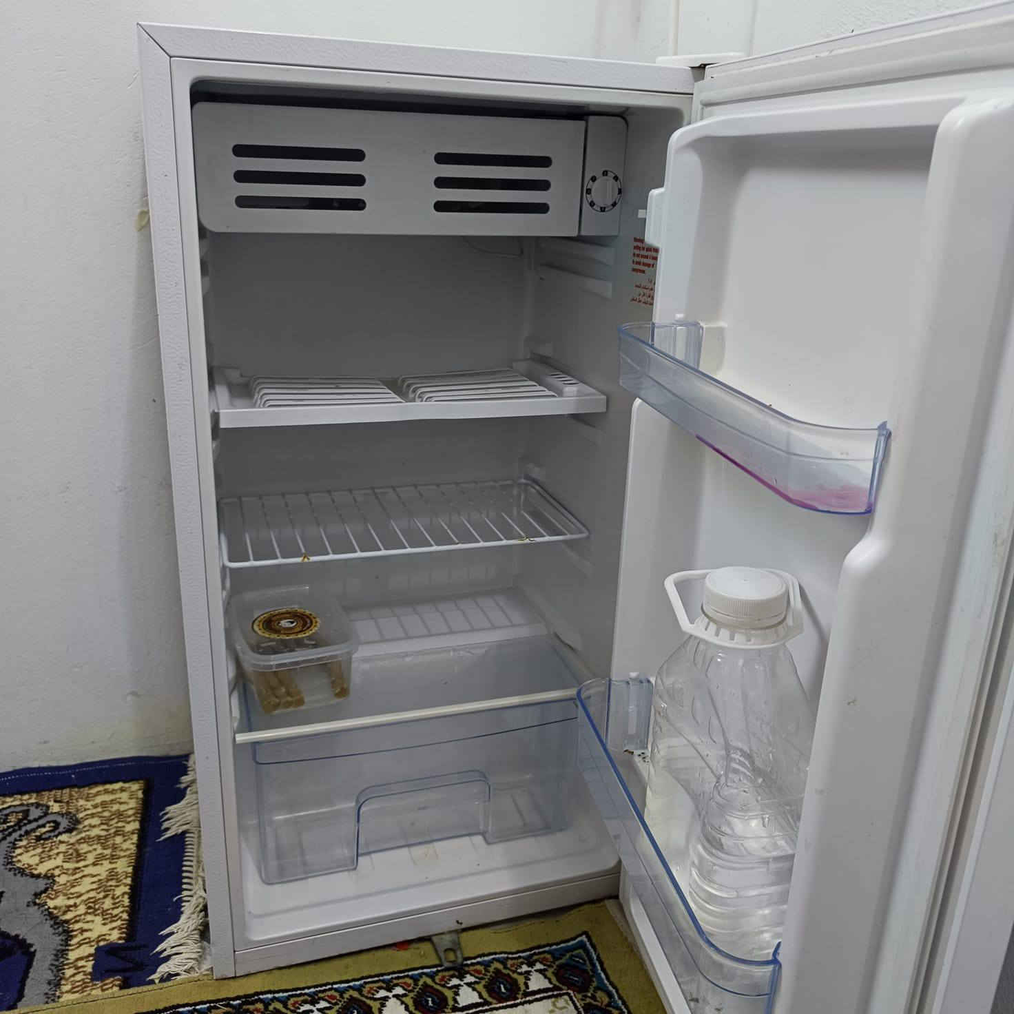 السلام عليكم احبتي
ثلاجة استخدام قليل جديدة ظمان التجميد فول اقل السنة من مفتوحه من الكارتونة العنوان المقدادية حي الحسين شارع الموكب فرع الخامس محل و ورشة محمد أبو كيان الكهربائي.للاستفسار ***********
