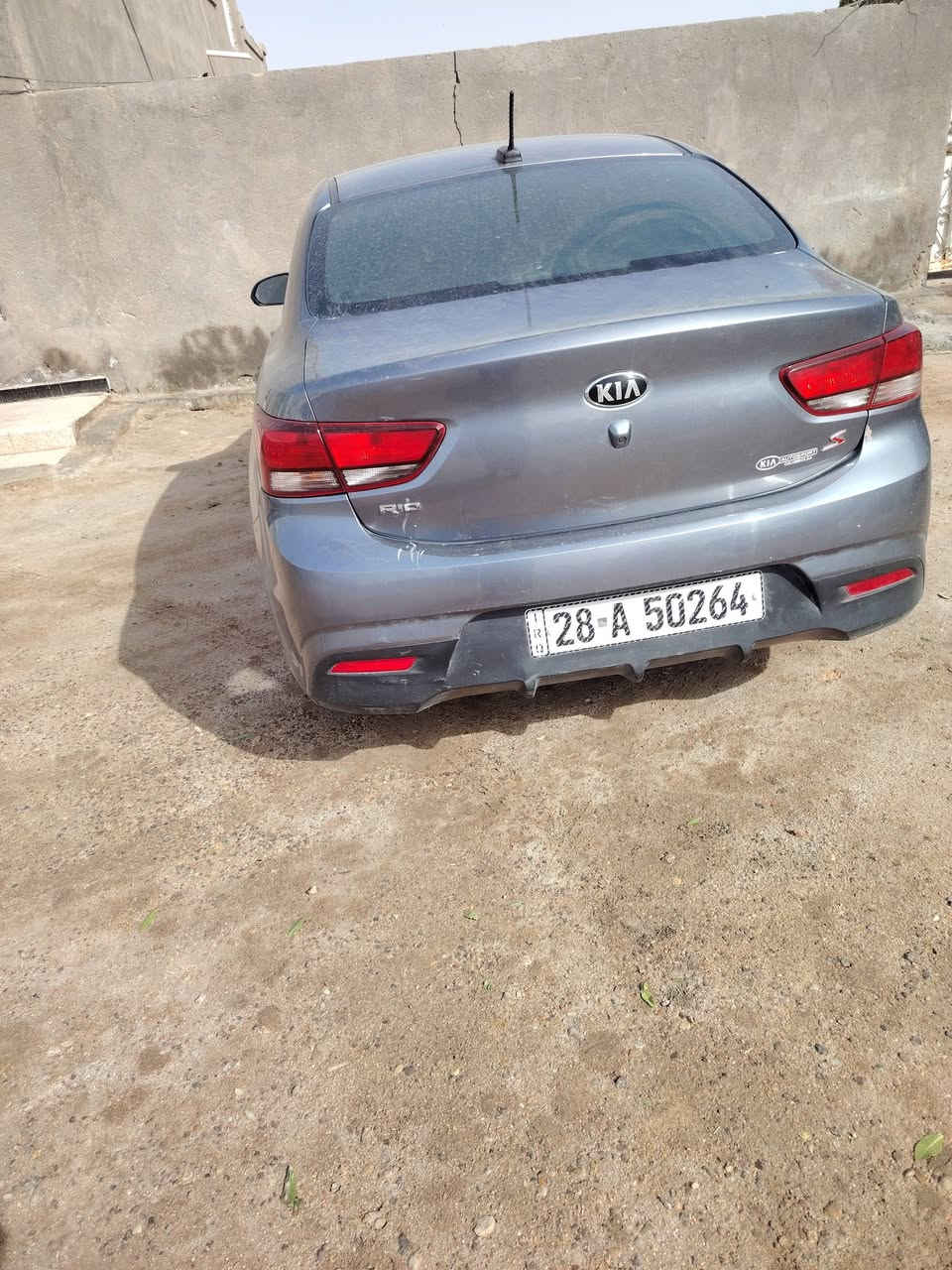 سلام عليكم ريو 2020 سياره جهزه من كلشي مكينه 1600 سعر 105 بيه مجال التواصل عل هذه رقم ***********
