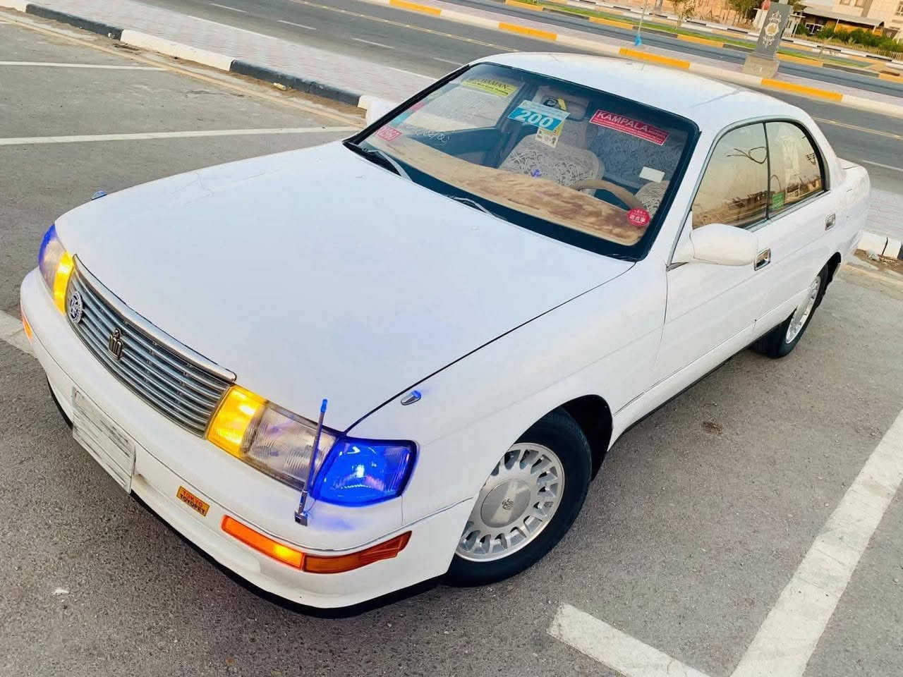 السلام عليكم ورحمه الله
للبيع بطه متصل لون ابيض موديل 1993 بغداد انكليزي سنويه مجدده لل 2029 تحويل مباشر وين ميعجبك كير مكينه 2500 ديلكوالسياره كفاله گص ونقل وعيب واصوليات جاهزه من كلشي دواخل كارتون كهربائيات كلها شغاله حداديه اسفنج تغليف ارضيه وتنته ادامه جديده تخم تاير ويل جديد تبريد منضومه كامله جديده ماعايزها شي فقط ضعف بسيط بالحداده الخلفيه   مال جناي مكان السياره ذي قار سوق الشيوخ السعر 60 وبيها مجال للشراي 
للاتصال.. ***********
