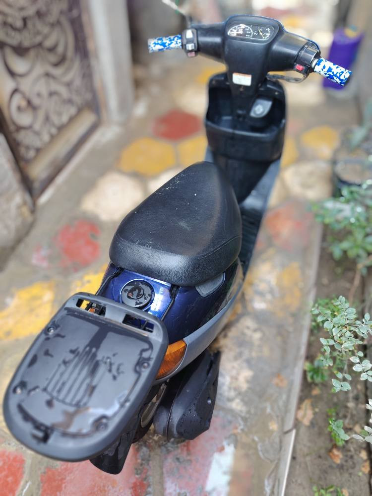 بتره للبيع صار شهر من طالعه من الحاويه 800 وبيها مجال ناصريه مركز *********** ناصرية, ذي قار
