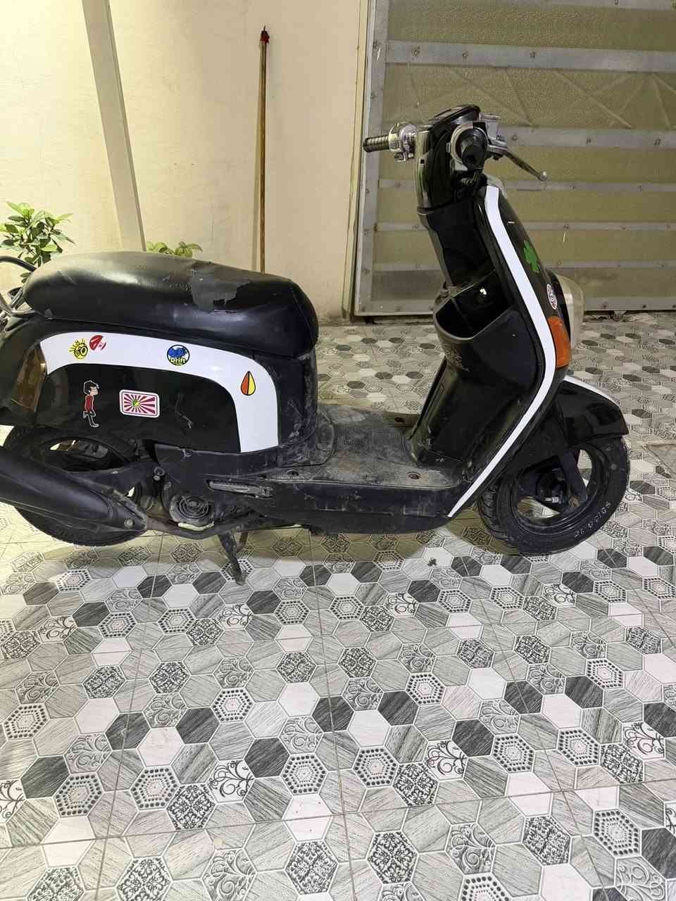 دراجه بوليسي نوزل للبيع محرك ما مفتوح دراجه خير من الله عنواني ديالي شراي يتصل ***********
