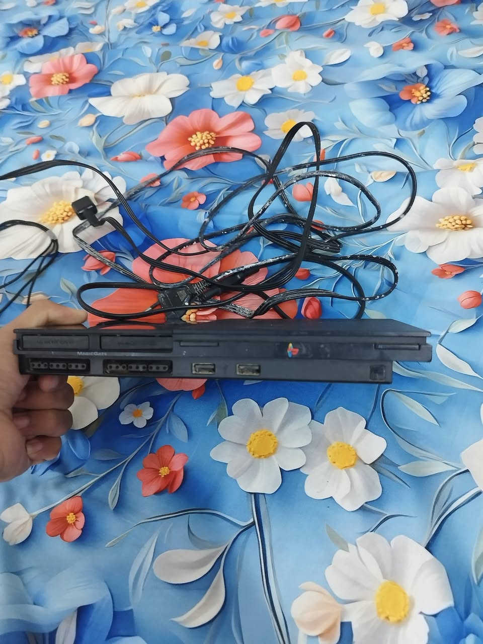 للبيع بلي 2 سلم
جهاز نضيف
 
  فيشه HD

السعر  25 قفل

مكاني خاجيه شارع اربعين... للتواصل ***********
