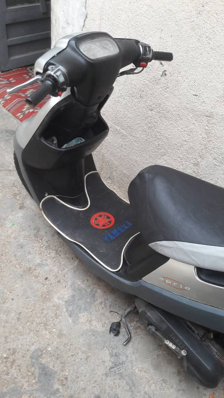 دراجه بطه نظيفه مكينه ناعمه وشرط شلعتهه كفر بلادي سلف هندر شغال مابيهه نقص مكانها امن الداخلي 
350 وبيها مجال 
***********
