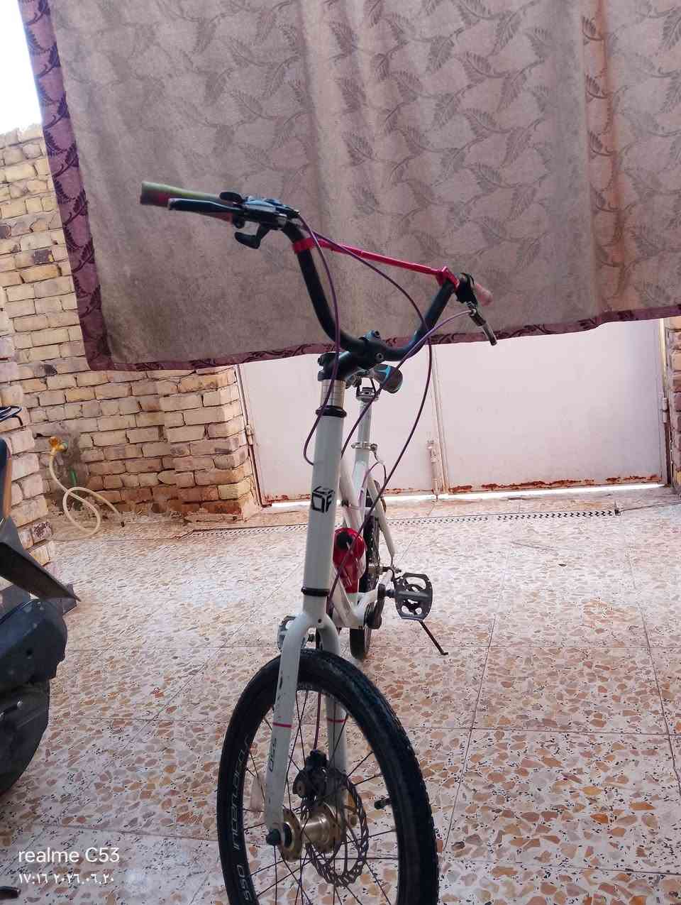 عدنه هاذه البايسكل نريده مراوس بناتي


**إذا كنت صاحب هذا الإعلان وتريد حذفه لأي سبب، رجاءا أرسل رسالة إلى الدعم الفني**