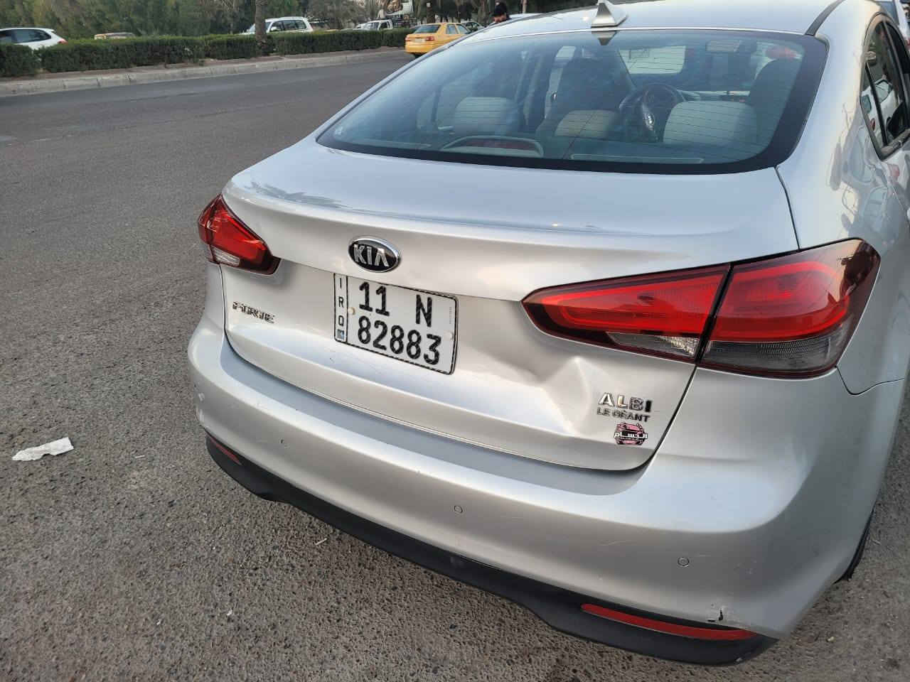 سلام عليكم للبيع فقط كيا فورتي 2018 سياره وارد كندي حادث رصعه بالجنطه وما مصلحه  وداعميه خلفيه فقط صبغ و الباقي كفااااله عامه وين ما تريد افحص سياره جاهزه بدون اي مصرف رقم بغداد بسمي مكاني بغداد السعر.  125 ورقه  مجال جدا بصيط  ***********
