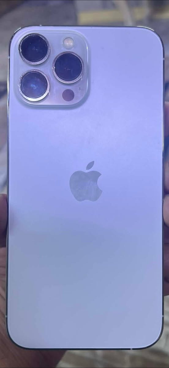 السلام عليكم اخوان
13برو ماكس 

بطاريه 86

ذاكره 256 

جهاز نضيف جدا نضافه 100%

مكاني بغداد المحموديه 

***********
