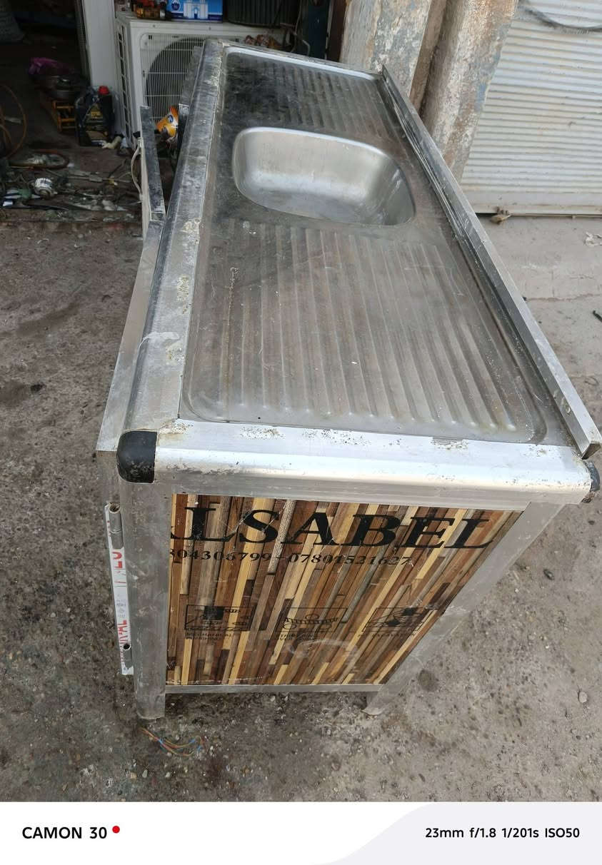 كاونتر ابو سنكي متر ونص عايز مغناطيس لبيبان
سعر 70 وبي مجال 
للاستفسار ***********
