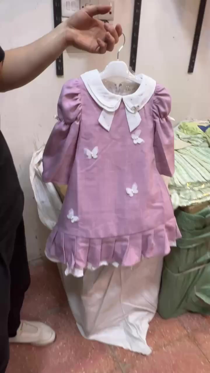 فستان بيبي
قياسات2-3-4-5
سعر القطعه 19 ألف


**إذا كنت صاحب هذا الإعلان وتريد حذفه لأي سبب، رجاءا أرسل رسالة إلى الدعم الفني**