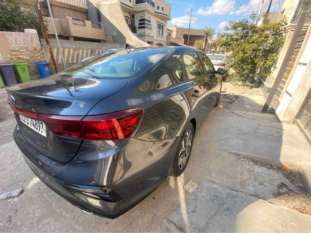 السلام عليكم 
كيا فورتي 2020 اربيل بأسمي تريد تحويل تريد وكالة سنوية 2027
وارد امريكي محرك 2000 دوش
ايرباك استيرن 
حادث جانبي جاملغ مبدل ومصبوغ وباب السائق مصبوغ وباب الخلفي كلير
يعني صبغ (٣ قطع)
ماشية 59 
تبريد ثلج 
بروجكتر
شاشة كبيرة كار بلي + اوتو اندرويد 
كامرة خلفية دوارة
رادار امامي 
تحديد مسار 
تحكمات استيرين جهتين 
نقطه عمياء
اشاير بالمري
بيه سونار موجود
محولها كير AT المرغوب يعني انسه سالفة الكير وسيارة اي نقص مابيها 
مكاني بغداد الدورة
السعر 127$
*********** بغداد, العراق
