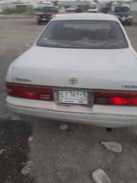 بطة كراون البيع موديل ٩٣ لاضربة ولاكصه ولا نقل جثة مكينه وكير واكسن ان...