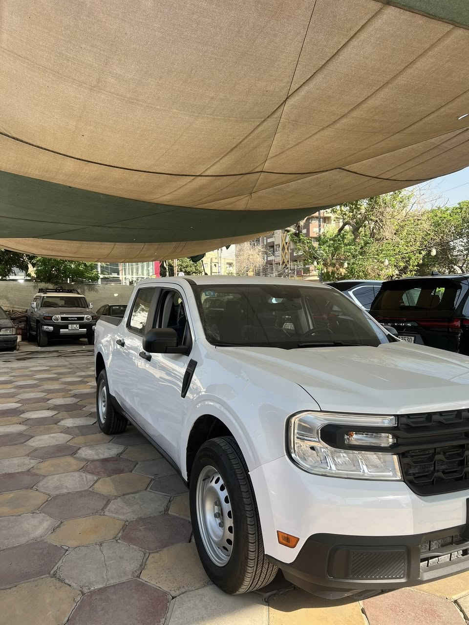 سلام عليكم
فورد مافريك هايبرد 2023 XL
ماشيه 19500 km 
السياره كلين تايتل بيها بس البك لايت مضروب ومبدل اصلي والباقي كله كبس و كفاله وصورة الحادث موجوده بالمنشور
السياره كلش نضيفه ربع متصرف عليها 
رقم بغداد باسمي تحويل مباشر 
السعر 195 وبيها مجال بسيط حك الجيه
مكان السياره بغداد الكراده
***********
