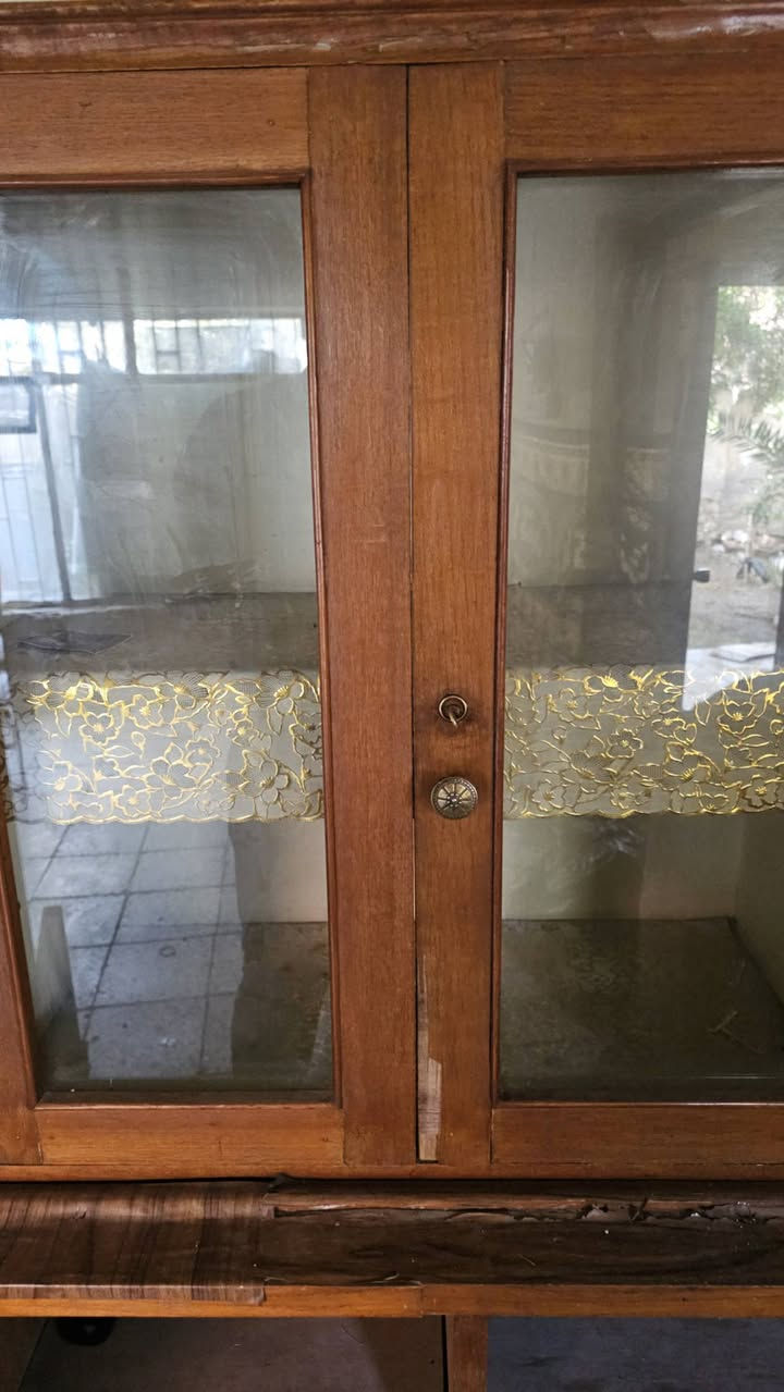 السلام عليكم
عندي بوفيه للبيع نظيفه وخشب قوي قفالته شغاله بسعر مناسب
مكاني نادر الثالثه


**إذا كنت صاحب هذا الإعلان وتريد حذفه لأي سبب، رجاءا أرسل رسالة إلى الدعم الفني**