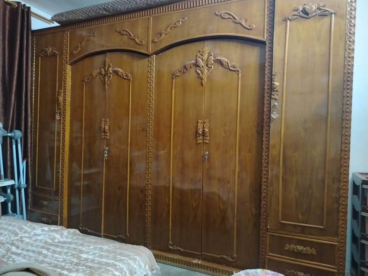 غرفة ابراج ضخمة للبيع بيها اضرار جدا بسيطةقنصور ٦ ابواب وتخت وميزتواليت وزاوية وقنفة 
السعر مليوون وبيها مجال بسيط


**إذا كنت صاحب هذا الإعلان وتريد حذفه لأي سبب، رجاءا أرسل رسالة إلى الدعم الفني**