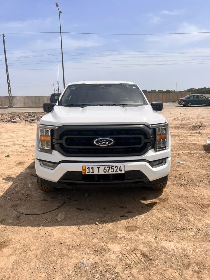 فورد f150 وارد امريكي 2023 محرك هايبرد 6 3500 مواصفات XLT السعر 300 بيها مجال كلش بسيط ***********
