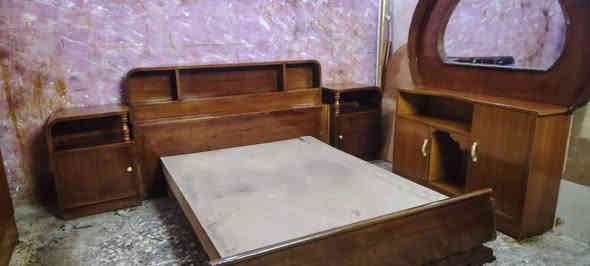 غرفه صاج 5 ابواب كلش ثكيله وقويه ونضيفه السعر350 الف المكان الحسينيه الراشديه بغداد  يوجد توصيل بل اجره ***********
