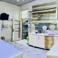 نادر الاولى • ٢٠٠م • غرفتين