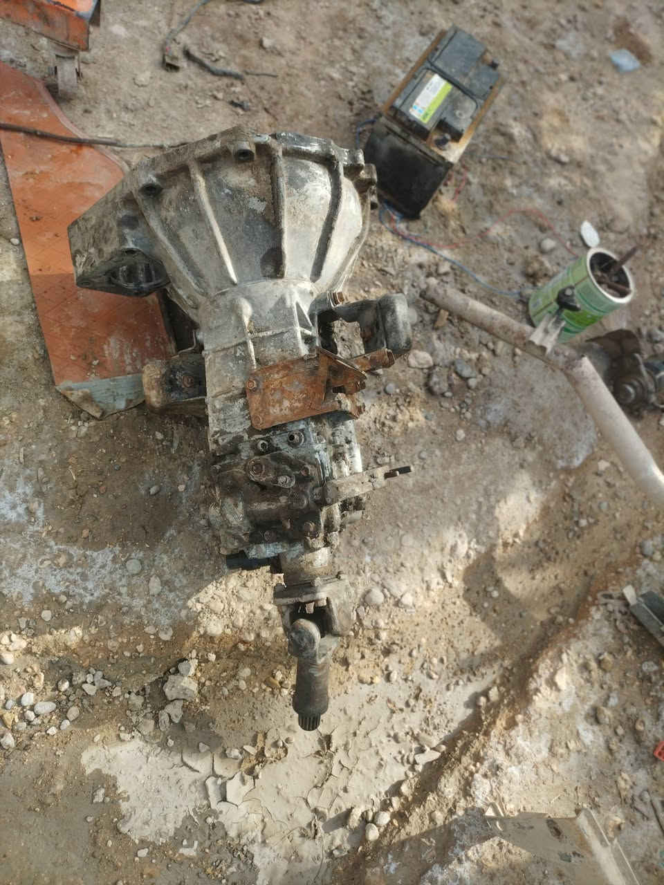 غراض بريجو ومنغوليا حله قرب معمل غاز نادر حسينيه مصطفئ.  كير جديد. سعره خاص. ***********
