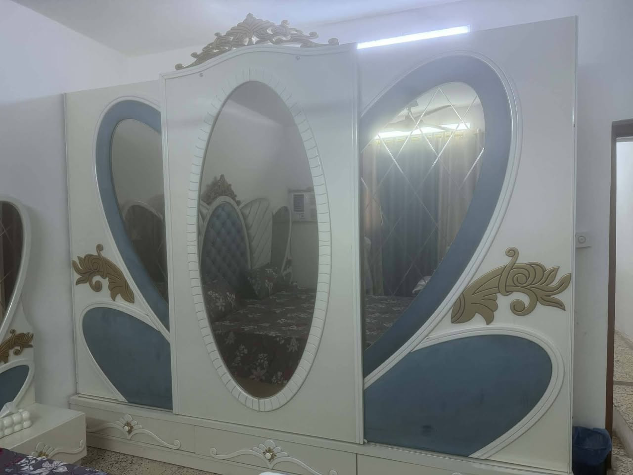 غرفه نوم مابيها اي اضرار فقط المرايه مال الميز بيها فطر السعر ٥٠٠


**إذا كنت صاحب هذا الإعلان وتريد حذفه لأي سبب، رجاءا أرسل رسالة إلى الدعم الفني**