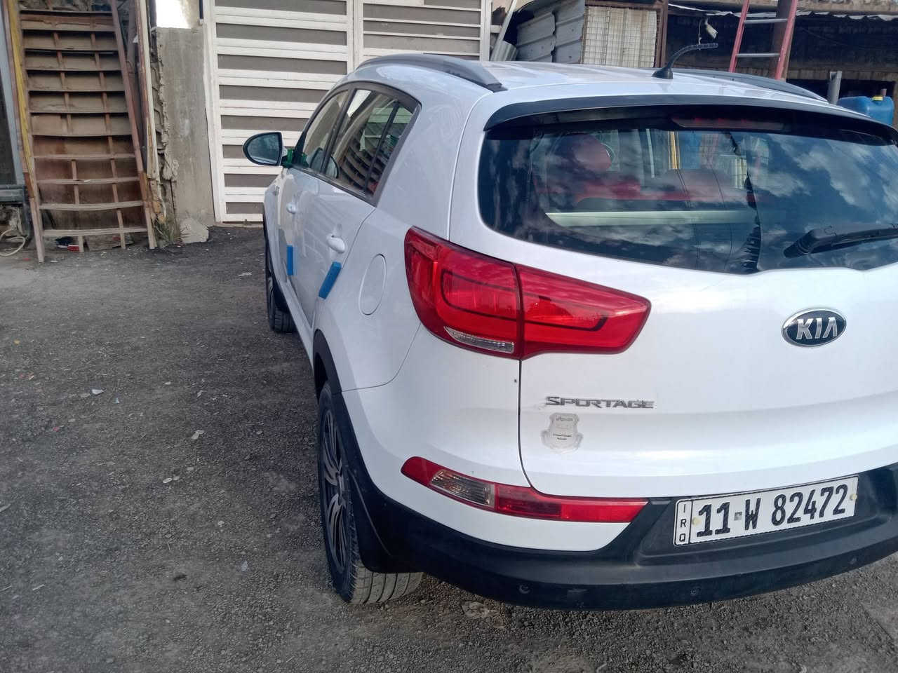 سلام عليكم
سبورتج 2015خليجي 
مبدل بيه بس بنيد اثر عمود وكع ع بنيد 
موضح بالسونار بالمنشور 
ماشيه 93
السعر 160وبيه مجال
مكان السياره بغداد
‏‪0 770 659 2789
