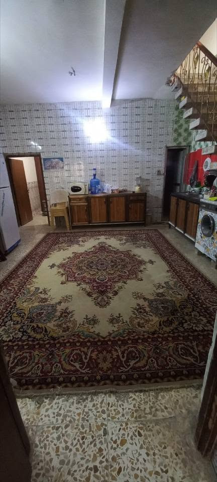 بيت ١٠٠م للبيع
بيت ١٠٠متر للبيع واجهه ٥م ونزال ٢٠م
يحتوي البيت على
. مدخلين
. صالة
. مطبخ كبير
. حمام داخلي وحمام خارجي
. غرفة نوم
الطابق الثاني// غرفة نوم واحده
الموقع// الغزالية -شارع المدارس- مربع اساور ثاني فرع
للاتصال ***********
مستعجل على البيع وبسعر مناسب
