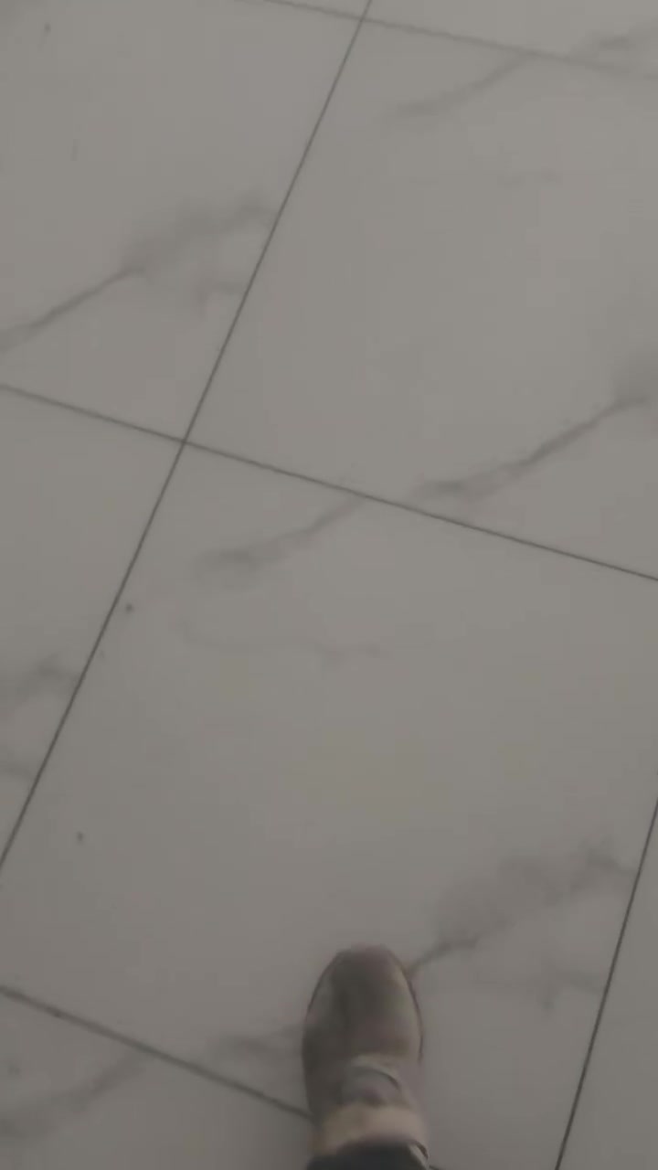 السلام عليكم  خلفه سيراميك وكاشي مرمر بورسلين وكرانيت جدران وارضيات بایات درج شغل درجه اولى كبان وزن ليزري ترميم كرسته وعمل   لتزام بل مواعيد متفرغ حاليا مكاني  بابل محاويل اتصال *********** ***********
