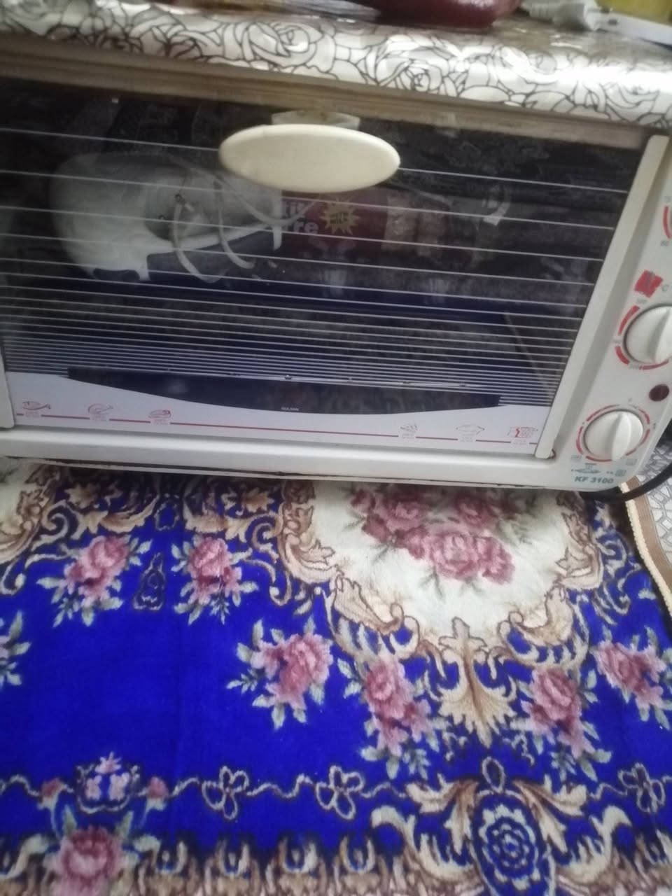 السلام عليكم أغراض للبيع الشرطة الخامسة الاستفسار على هذا رقم ***********
