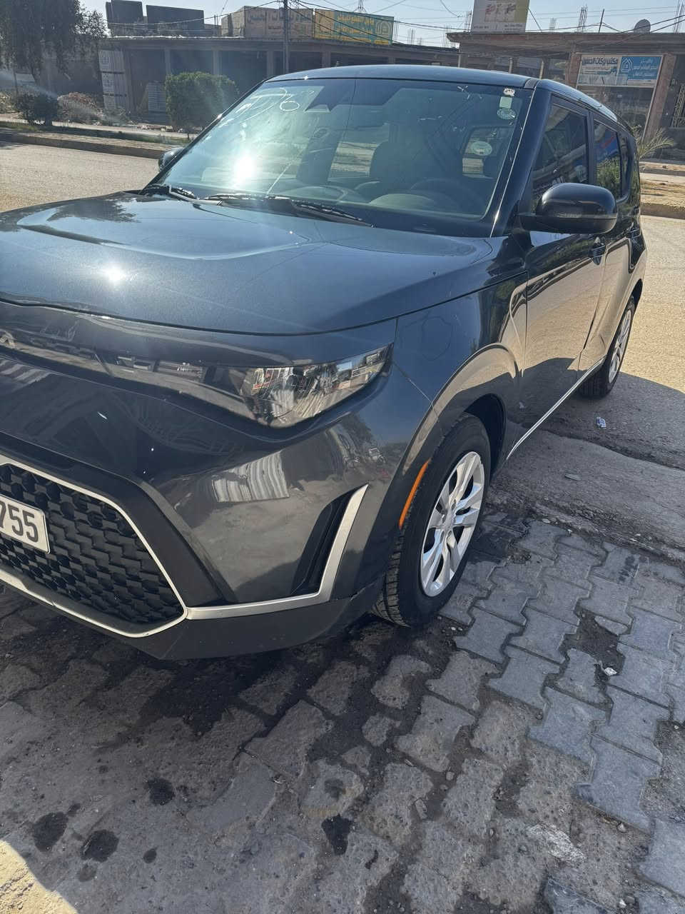 السلام عليكم
للبيع كيا صول 2025 مكينه 2000 دوش حادث جاملغ وباب بدون داخل ماشيه 10 وكاله تحويل بشرط 

مكان كربلاء 

***********

***********
